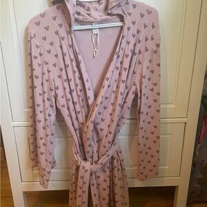 Kate Quinn woman’s robe M/L